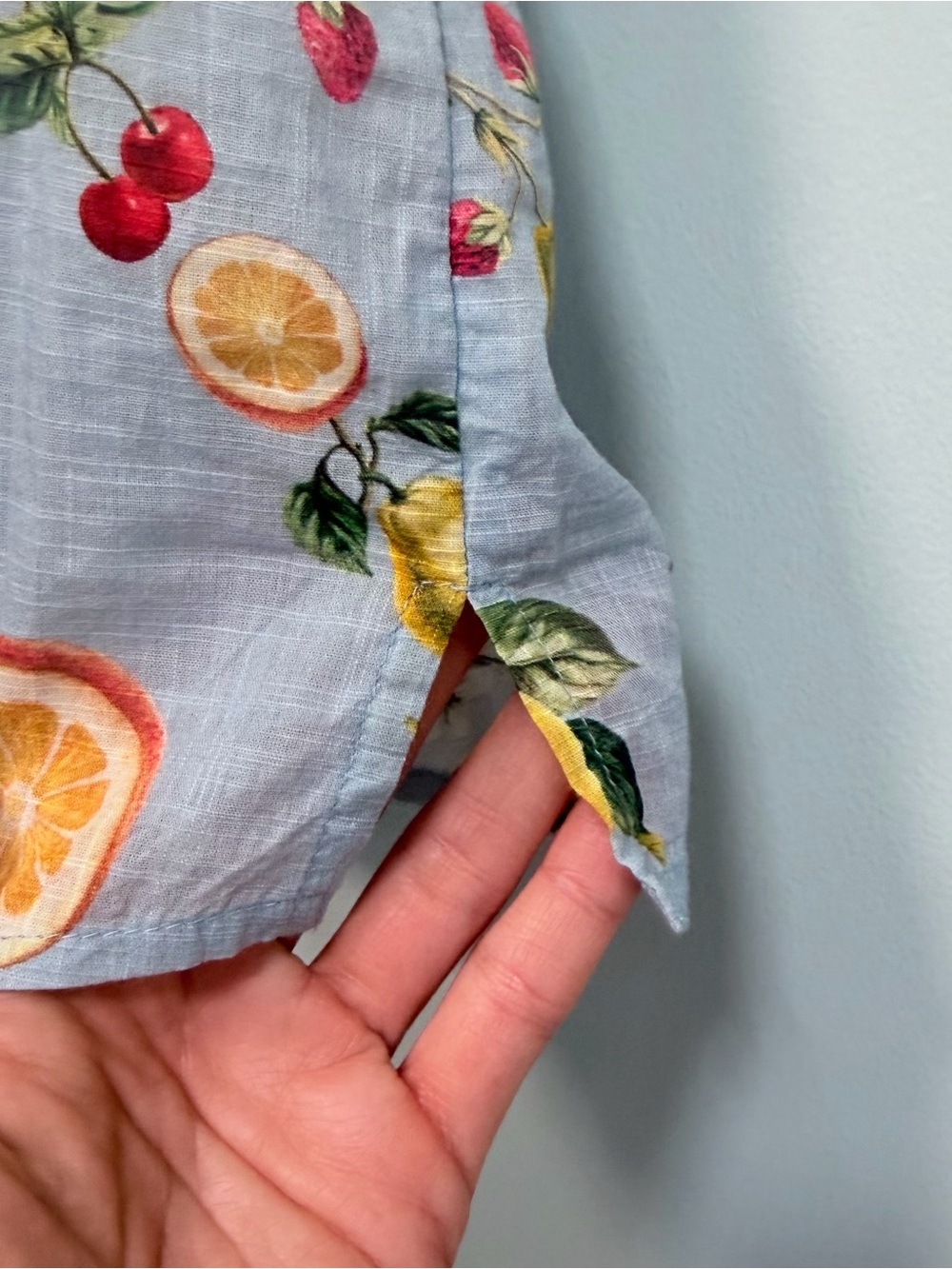 Maeve Anthropologie 100% cotton button up fruit print shirt top, size small - Picture 5 of 8